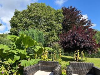 Cozy Garden Glamping - 9