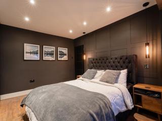 Modern tyne & wear house - 5
