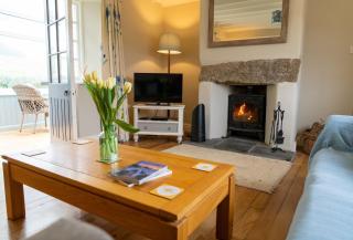 Little Penrose Cottage - 1