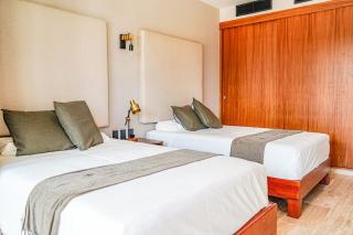 Jungle View Nest Selva Rooftop Beach Club - 4