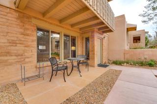 11-Min Walk to Santa Fe Plaza! Condo w/ Pool - 7