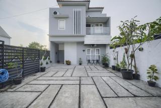 Villa d'Acacia - 4BR Serene Retreat in Palagan Yogya - 8