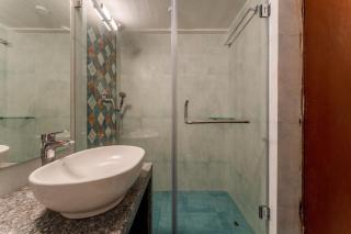 Modern 2 Bhk Condo w Pool Gym Candolim - 4