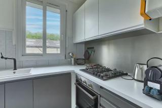 Modern and Calm 2 Bedroom Appartment T3 - 4