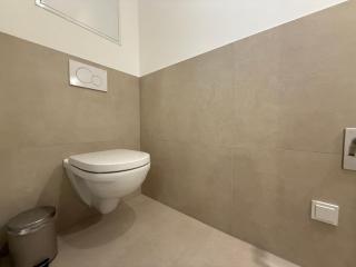 No Internet - Modern Retreat - 15 min to City Center - 4