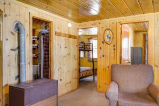 Peaceful Lakefront Cabin, 5 Mi to Dtwn Minocqua! - 6