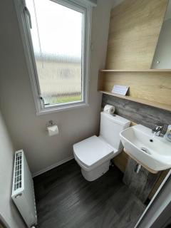 Static in Peak District Ashbourne Heights Derbyshire - 4