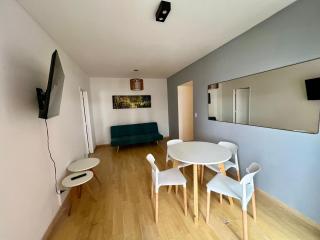 LINDO DEPTO DOS AMBIENTES CERCA DE RIVER Y EN FRENTE A CLUB CIUDADd - 5