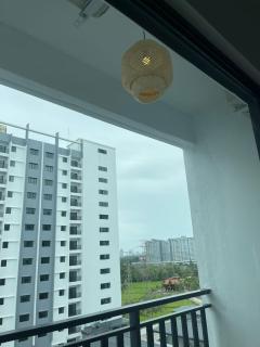 Sora Haven 2BR Japandi Cozy Stay with Pool View near Klebang Beach - 1