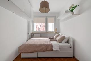 Cozy Apartment at Złota 11 by P&M - 8