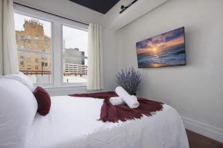 Downtown San Antonio 2BR Retreat River Walk Area Gym & Free Garage Parking - 5