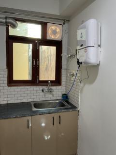 Mi Casa Amore - Cozy 2BHK with Projector - 7
