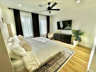 Prime UTSW | 3BR Home + Patio+Garage - 6