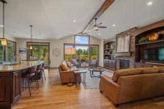 11 Caldera Cabin - 5