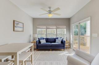 South Hampton --- 38118 E Chester Ln - 1