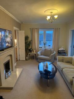 Room in Glasgow 20 mins away from city - 6