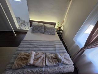 Villa Toni Mediterranean Family Lake Retreat - 1