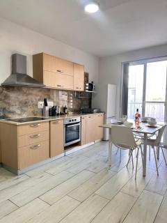 Modern Msida Apartment - Near Waterfront & Marina - 8