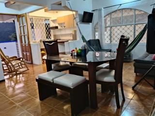 House with a private pool in Balcones del Sumapaz - 1