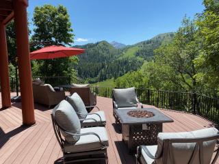 Lookout Pointe - Luxury Mountain Lodge - Panoramic Mountain Views - 5
