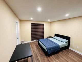 Stunning Detached Six-bedroom house near Niagara Falls - 2