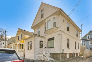 Walk to Wharf and Beaches! Newport Home with Patio - 8