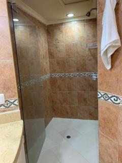 Apto en el cabrero con vista a la ciudad amurallada - 5