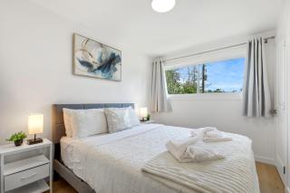 Perch - 3BR Bellevue Comfort: Parking + Pet Friendly - 4