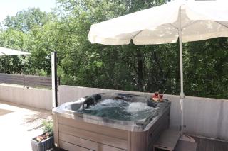 Luxury villa with heated pool & spa near Split - 1