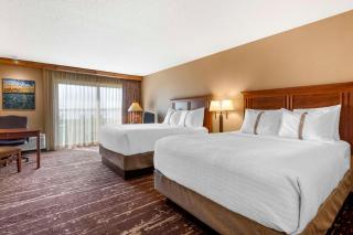 Best Western Premier The Lodge on Lake Detroit - 8