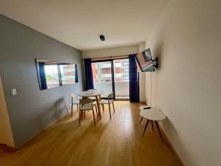 HERMOSO depto dos ambientes, muy buena ubicación - 6