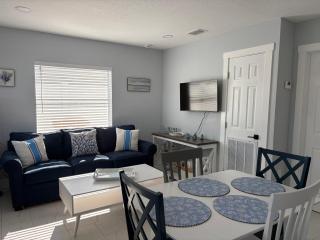 Beachside Blue Escape, Steps to Beach, Walkable Area!!! - 0