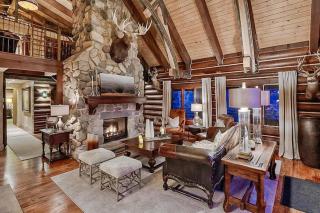 Eagles Nest Luxury Retreat, Views, Hot Tub, Walking distance to Resort - 9