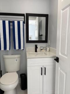 Beachside Blue Escape, Steps to Beach, Walkable Area!!! - 5