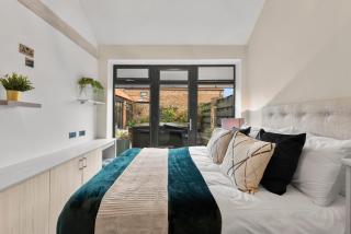 Hayburn House - Peaceful York Countryside Retreat - 2