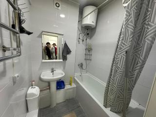 Жумабека 232 - 1