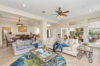 Lakefront Home - Private Pool & Lake Deck, Sleeps 9 - 8