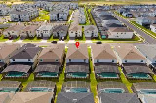 10 BD 8 BA Windsor Cay 16260 SK - 1