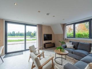 Seaside Holiday Home with Garden - 3