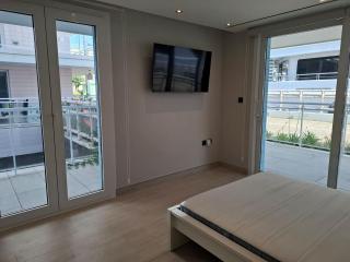 Luxury 2BR 2BA Marina Club Ocean Village Resort - Rock Views & Pools - 3