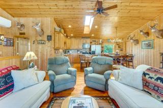 On 4 Acres! Retreat w/ Lake Access in Maple City - 8