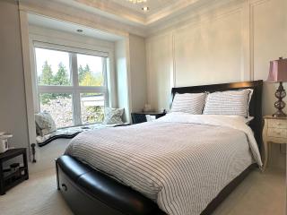 Vancouver Shangrila House - 8