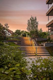 Privat rom med stor balkong eget bad og parkering - 8