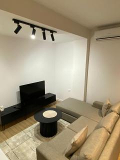 Tirana Stay Suites - 1