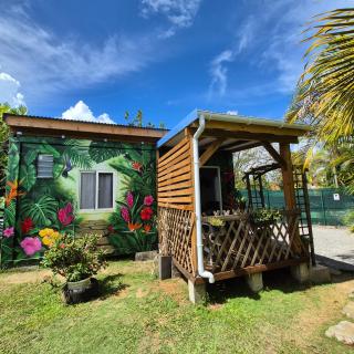 Bungalow tout confort sur un domaine tropical - 0