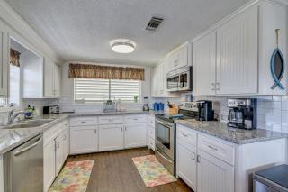 Canal-Front Home w/ Dock, 1 Mi to Sea Isle Beach! - 2
