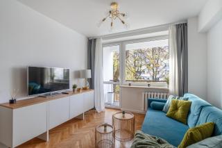 Modern Apartment near Old Town Warsaw - Anielewicza - 1