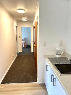 St Okes Apartment- Peaceful retreat set in native bush Stay 1 night, 1 week or 1 month - 5