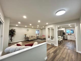 Modern Luxury in Richmond West - 9