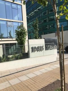 A pasos de Clinica - Parking - Cama King - Wifi - 3